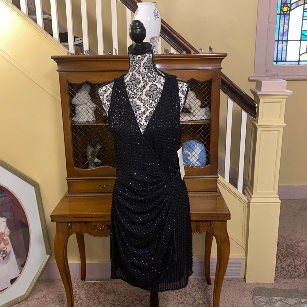 ❤️Boston Proper Sleeveless Beaded Wrap Dress.